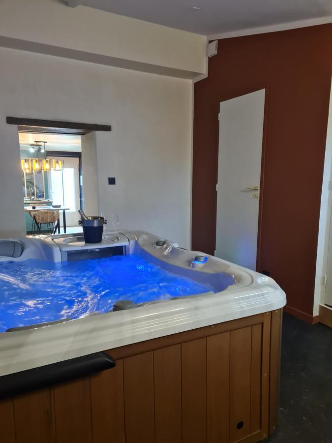 Maison Eliste - Love Gite Chic Avec Jacuzzi Interieur 라 가시이 외부 사진